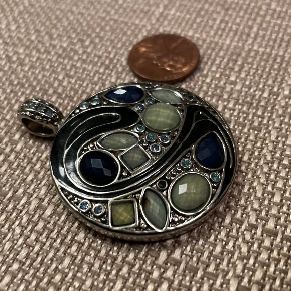 Navy Blue and Soft Green Slide/Pendent for any type of Chain - Picture 2 of 2